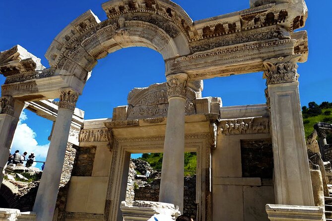 1 Day Ancient City Ephesus and House Virgin Mary Trip from Bodrum - Two hours among the marble ruins
