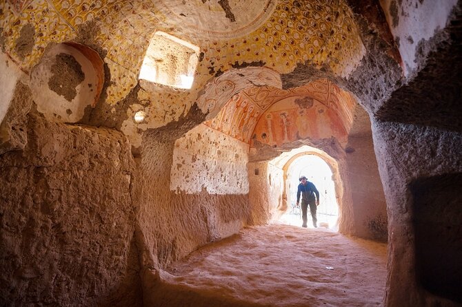 2 Day All Inclusive Cappadocia Tour from Istanbul with Optional Balloon Flight - Ortahisar, carpet weaving, and the cave hotel