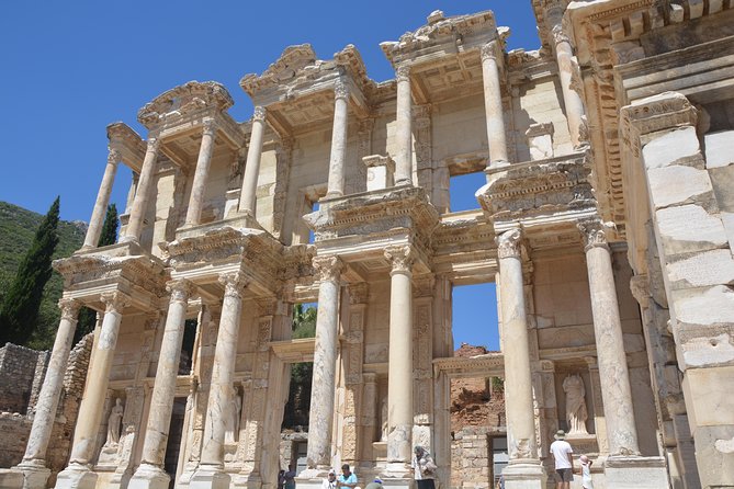 3-Hour Private Ephesus, Terrace Houses, Cruiser Only - Lunch, carpets, and ceramics: know the tradeoff