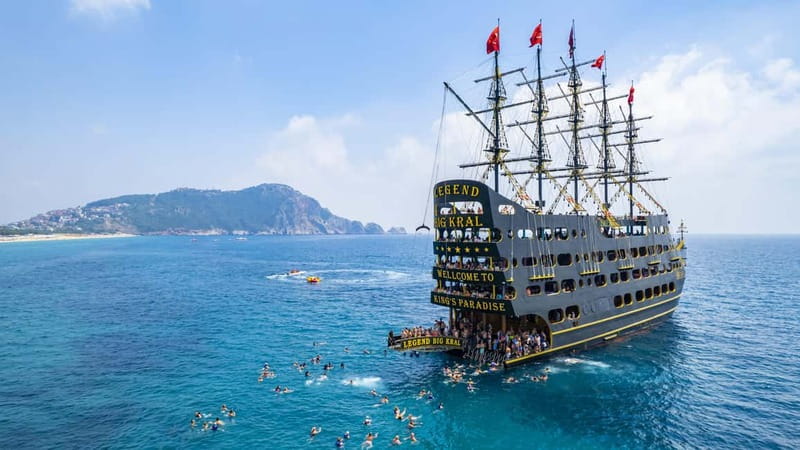 Alanya: All Inclusive Luxury Boat Trip w/ Optional Free Time - Swimming near Cleopatra Beach