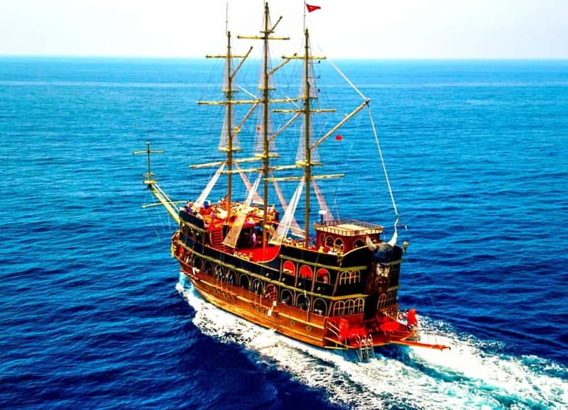 Alanya: Biggest Pirate Boat Tour with Soft Drinks and Lunch - Starting the day at Alanya harbor