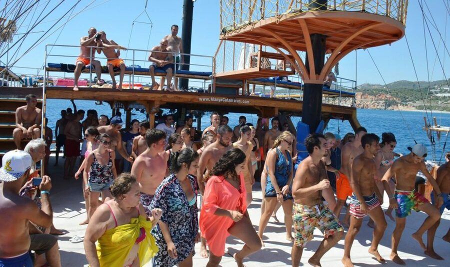 Alanya: Catamaran Boat Trip with Sunbathing and Swimming - Music, animation, and the possible foam party
