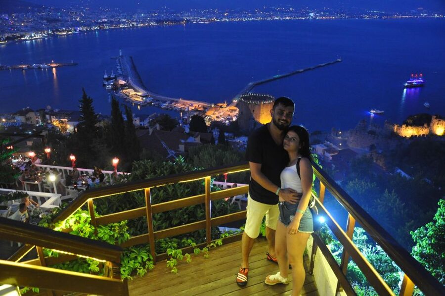 Alanya: Evening Jeep Tour with Sunset Boat Trip and Dinner - Castle slopes and the view over Alanya harbor
