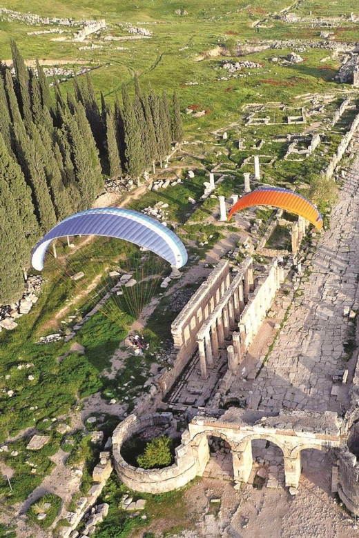 Alanya: Guided Pamukkale Tour with Breakfast, Lunch, Dinner - Walking Pamukkale’s white travertines