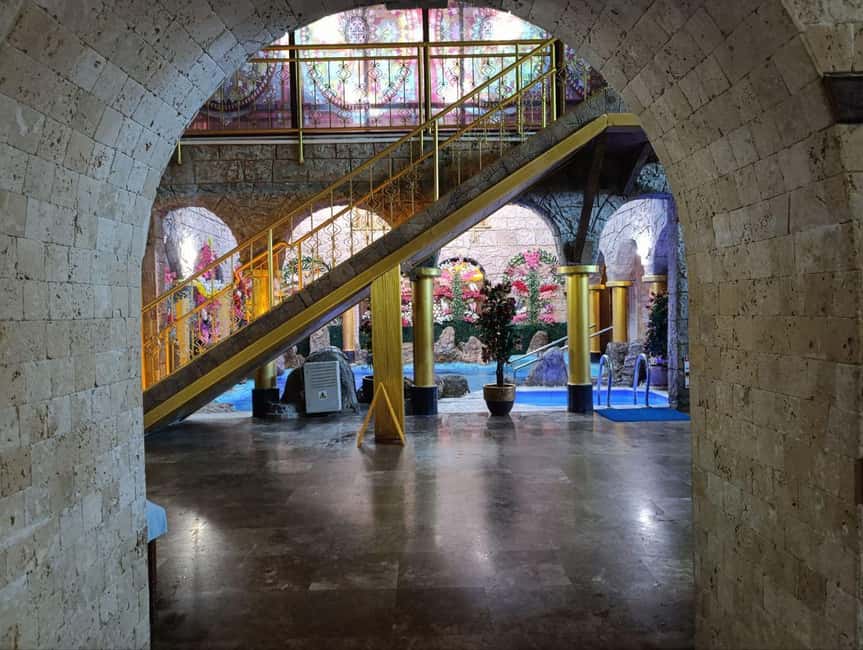 Alanya: Legendary Turkish Bath with Wine and Fruit Plate - The marble stone, peeling, and foam treatment