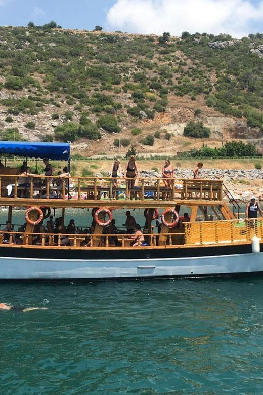 Alanya Relaxing Family Boat Tour Without Foam And Loud Music - Why This Alanya Boat Tour Feels Different