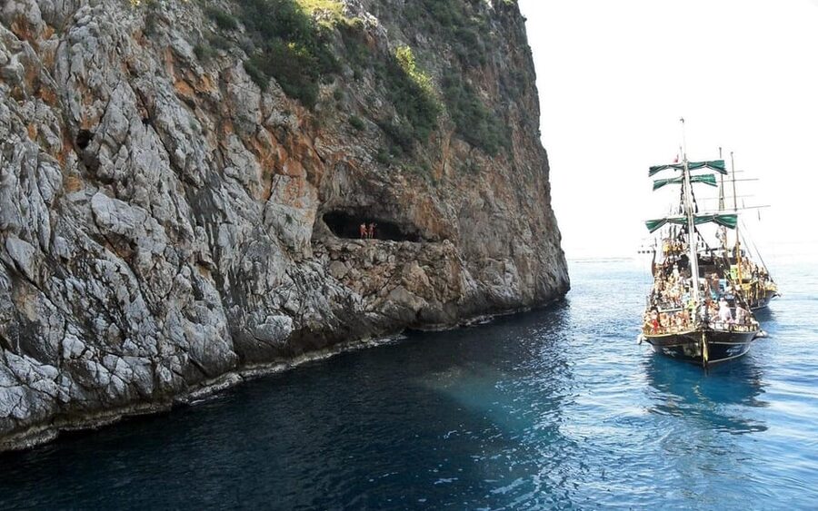 Alanya Relaxing Family Boat Tour Without Foam And Loud Music - Who Should Book This Boat Trip?