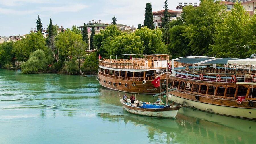 Alanya/Side: Manavgat River & Waterfall, Boat Tour, & Bazaar - Bazaar time, and the shopping caveat