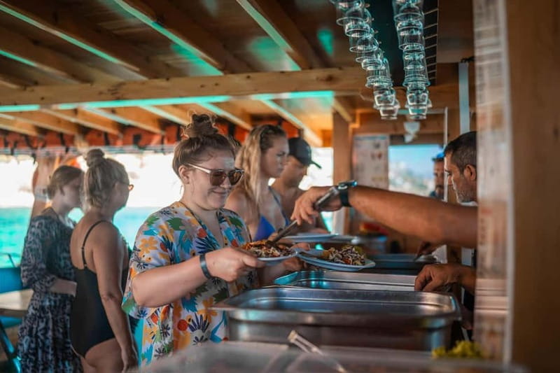 Alanya: Small-Group Boat Tour with Lunch and Soft Drinks - Four caves around Alanya Castle