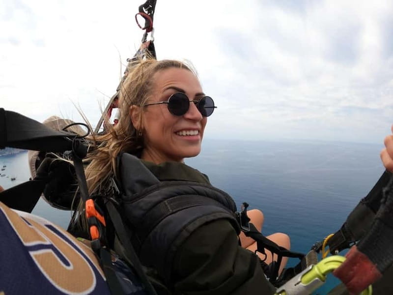 Alanya: Tandem Paragliding Experience with Video Option - Gliding over Cleopatra Beach