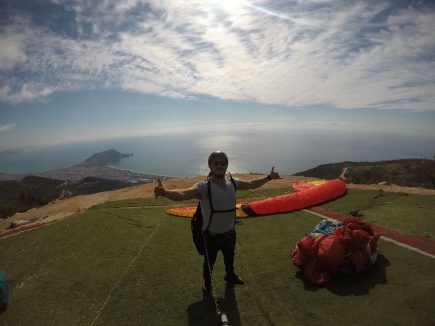 Alanya: Tandem Paragliding from 700m with Meeting or Pick Up - Key points at a glance