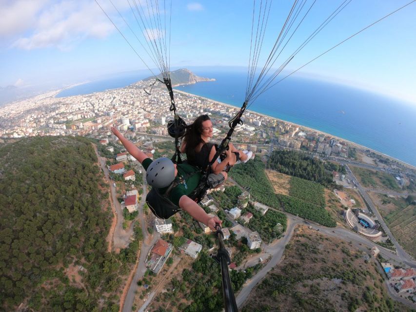 Alanya: Tandem Paragliding from 700m with Meeting or Pick Up - What happens at the 700-meter launch point