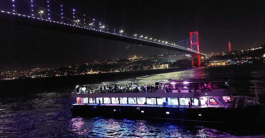 All Inclusive; Istanbul Bosphorus Dinner Cruise w/live shows - The strongest value for your evening budget