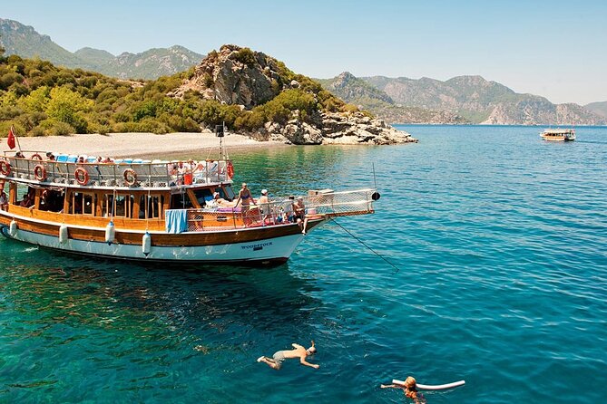 All Inclusive Marmaris Boat Trip With Lunch & Unlimited Drinks - The morning transfer to Marmaris harbor