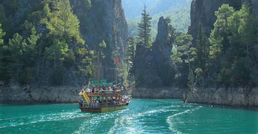 Antalya: Green Canyon Boat Trip with Lunch and Drinks - Timing, language, and booking flexibility