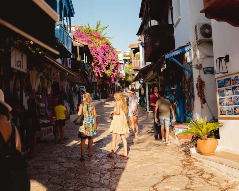 Antalya: Kaleici Old Town Small Group Guided Walking Tour - Kaleici’s cobblestone lanes and layered buildings