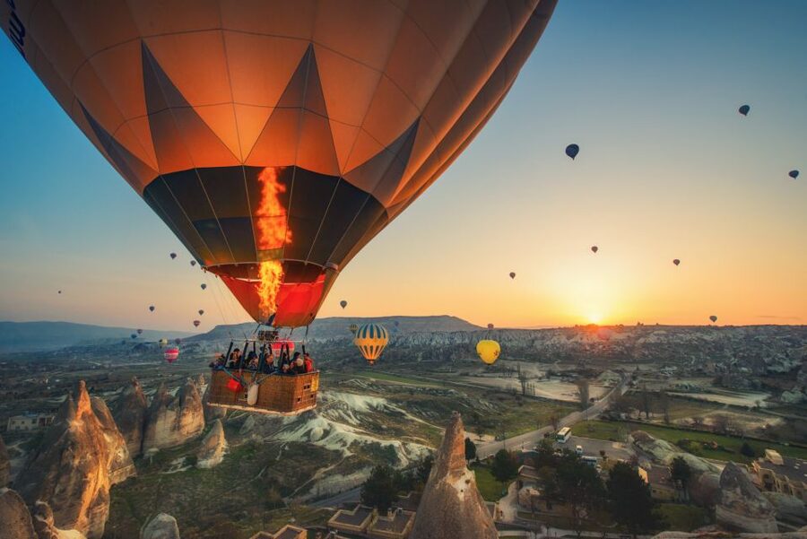 Antalya/Kemer: 2-Day Cappadocia, Cave Hotel, & Balloon Tour - The long road from Antalya to Cappadocia