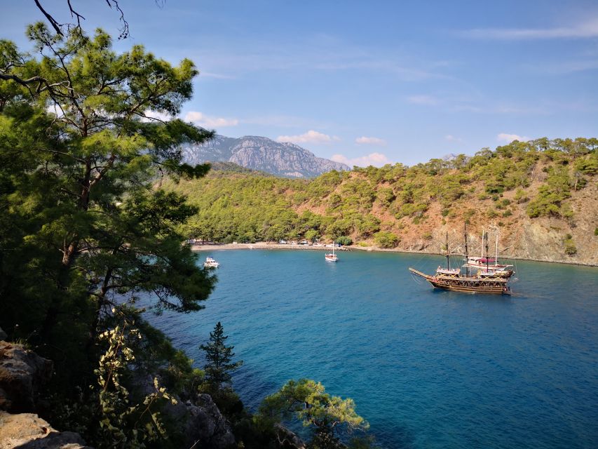 Antalya & Kemer: Pirate Boat Tour With Foam Party & Swimming - What the $45 price really includes