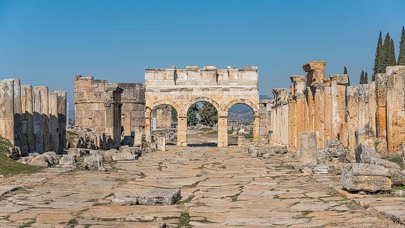 Antalya: Pamukkale Tour with Hot Air Balloon and Lunch - The real reward is the balloon flight