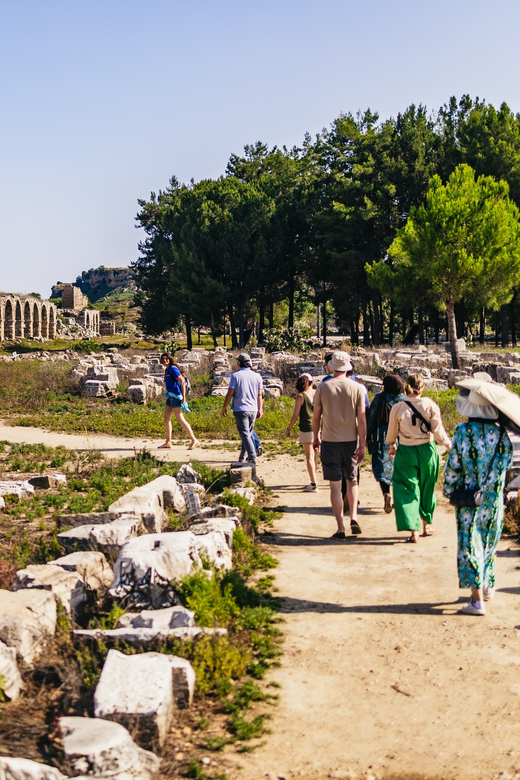 Antalya: Perge, Aspendos, City of Side, and Waterfalls Tour - Perge: a Roman city built for walking