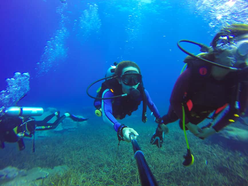 Antalya Scuba Diving Adventure with Expert Diver Option - Lunch and a break on the Mediterranean
