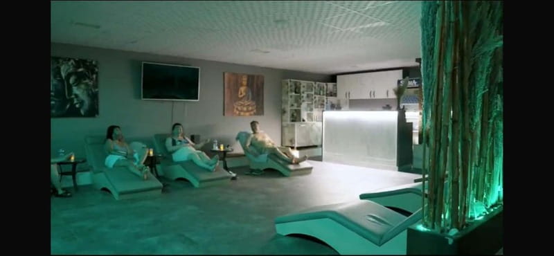 Antalya: Turkish Bath with Peeling Foam and Oil Massage - What the best feedback points to