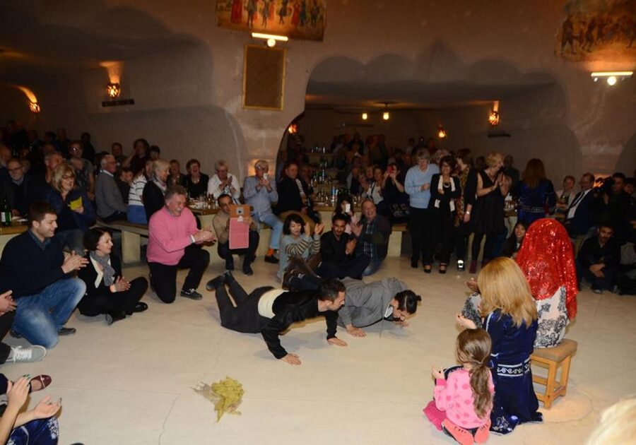 Avanos: Turkish Music and Dance Show with Dinner & Drinks - Dinner between the dance sets