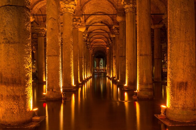 Basilica Cistern Skip-the-Line Ticket with Guided Tour - Exploring the columns, water, and Medusa heads