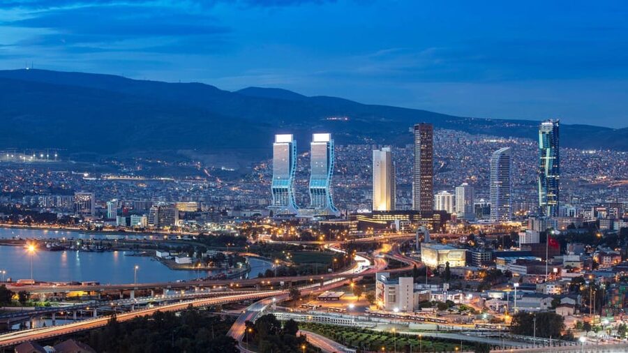 Best of Izmir: Private Walking Tour with a Local - Starting at Konak Square and the Clock Tower