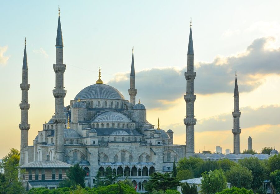 Blue Mosque: Art and Symbolism Guided Group Walking Tour - What the $140 price really buys