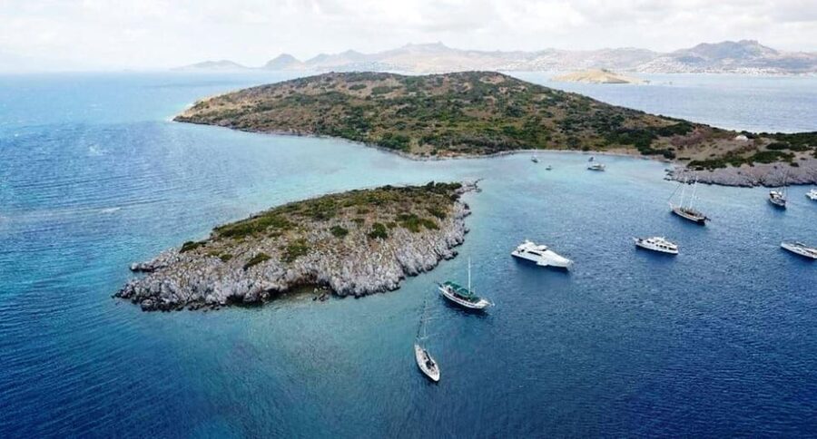 Bodrum Boat Tour with Lunch: Beaches and Islands - Black Island and the extra-cost hot springs