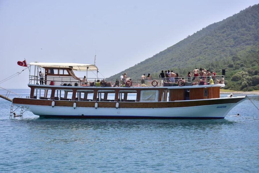 Bodrum: Orak Island Boat Tour with Swim Stops and Lunch - Key points to know before booking