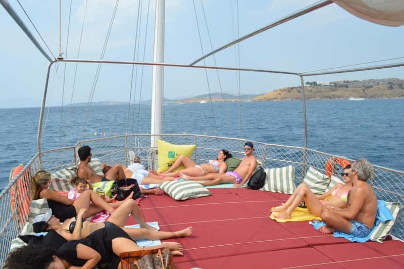 Bodrum: Orak or Black Island Boat Tour with Lunch - What the route may really look like