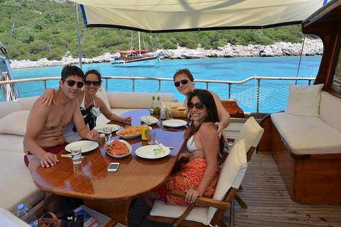 Bodrum: Private Gulet Tour with Lunch - Why a private gulet works so well in Bodrum