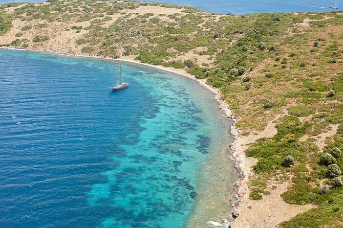 Bodrum: Private Gulet Tour with Lunch - How the crew and boat affect the day
