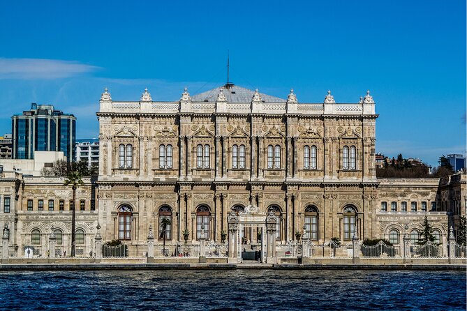 Bosphorus Evening Cruise: Dinner, Live Shows & Private Table - Seating, Decks, and Practical Comfort
