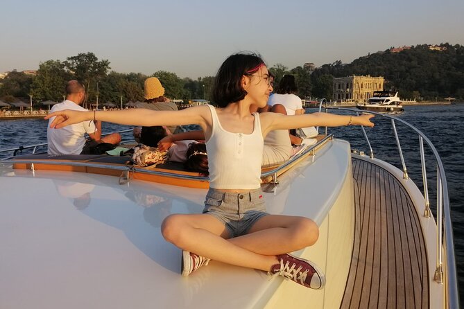 Bosphorus Sunset Cruise on Luxury Yacht with Transfers - Why the Bosphorus is Istanbul’s best evening viewpoint