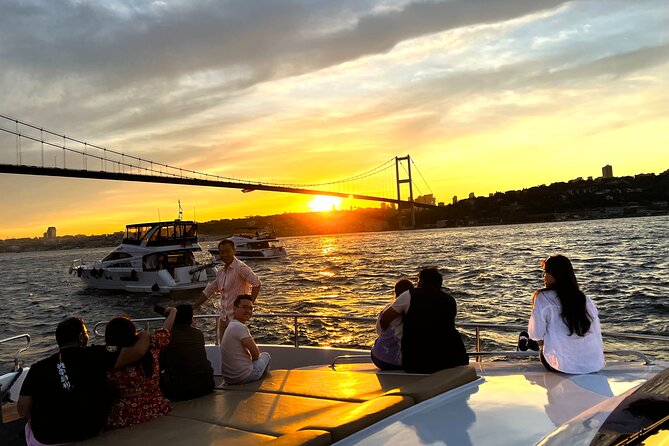 Bosphorus Sunset or Daytime Yacht Cruise with Snacks & Live Guide - Starting near Arap Cami in Beyoğlu