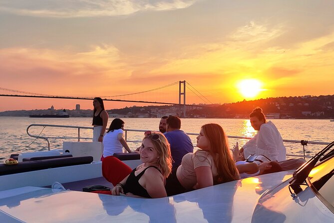 Bosphorus Sunset Yacht Experience: Istanbul’s Best - Beylerbeyi Palace and the return toward central Istanbul