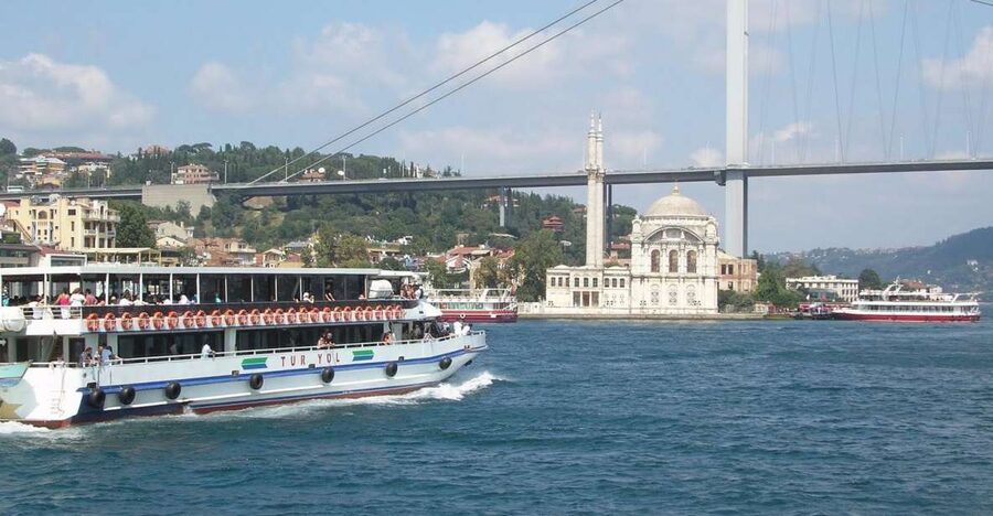 Bosphorus Tour With Lunch - Why the Bosphorus is the heart of this tour