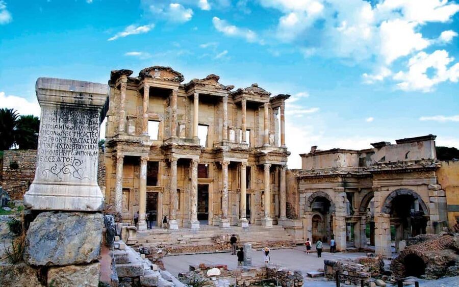 Budget-Friendly Ephesus Tour from Izmir - Why Ephesus makes this day trip worthwhile
