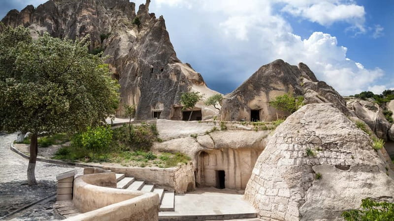 Cappadocia: Best of Red and Green Small Group Guided Tour - The guide and the pace of the day
