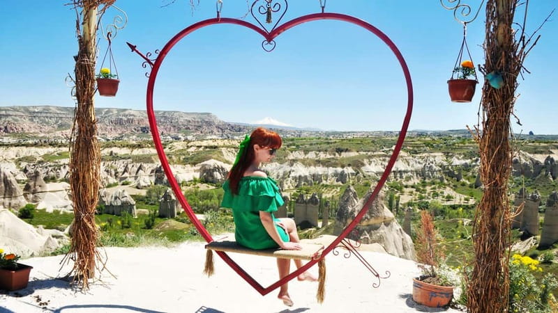 Cappadocia: Best of Red and Green Small Group Guided Tour - Fairy chimneys: your first look at Cappadocia’s strange rock