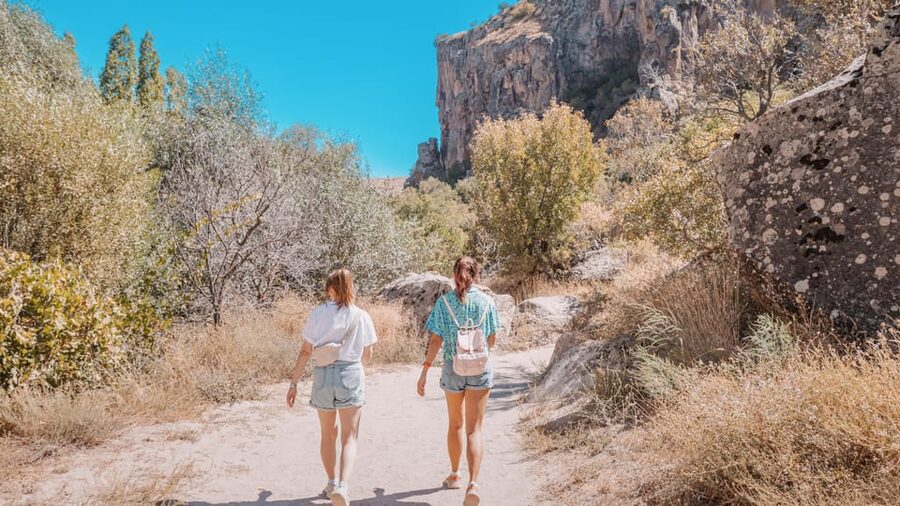 Cappadocia: Guided Green Tour Incl. Lunch and Entry Tickets - Entering Derinkuyu, Cappadocia’s underground city