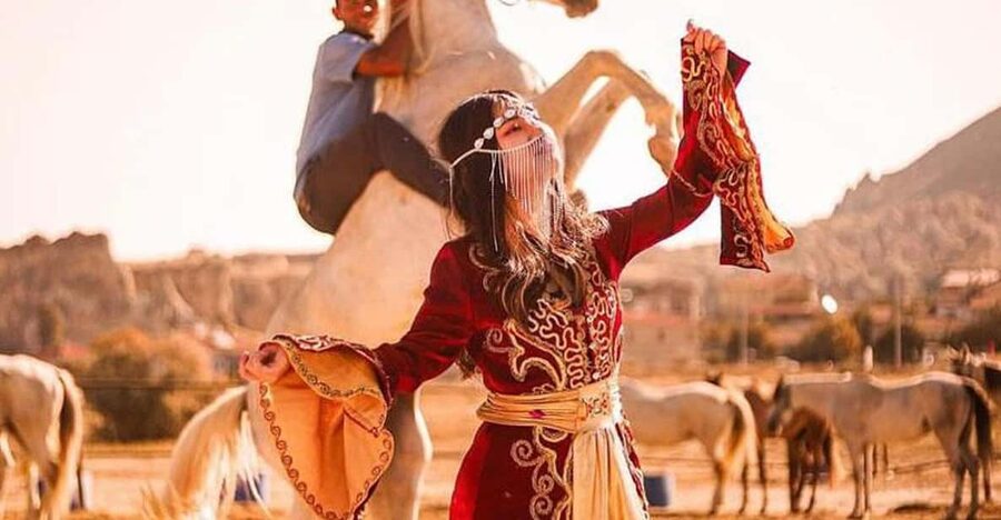 Cappadocia: Horseback Tour with Sunrise and Sunset Options - From hotel pickup to the saddle