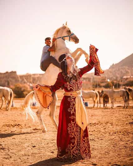 Cappadocia: Horseback Tour with Sunrise and Sunset Options - Choosing between sunrise, sunset, and daytime