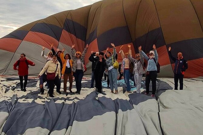 Cappadocia Hot Air Balloon Ride / Skyway Balloons - A basket designed for shared views