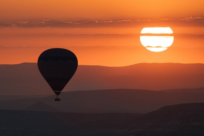 Cappadocia Hot Air Balloon Ride/ Turquaz Balloons - Who will get the most from this ride