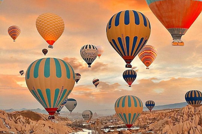 Cappadocia: Hot Air Balloon Tour - What the pilot contributes to the experience