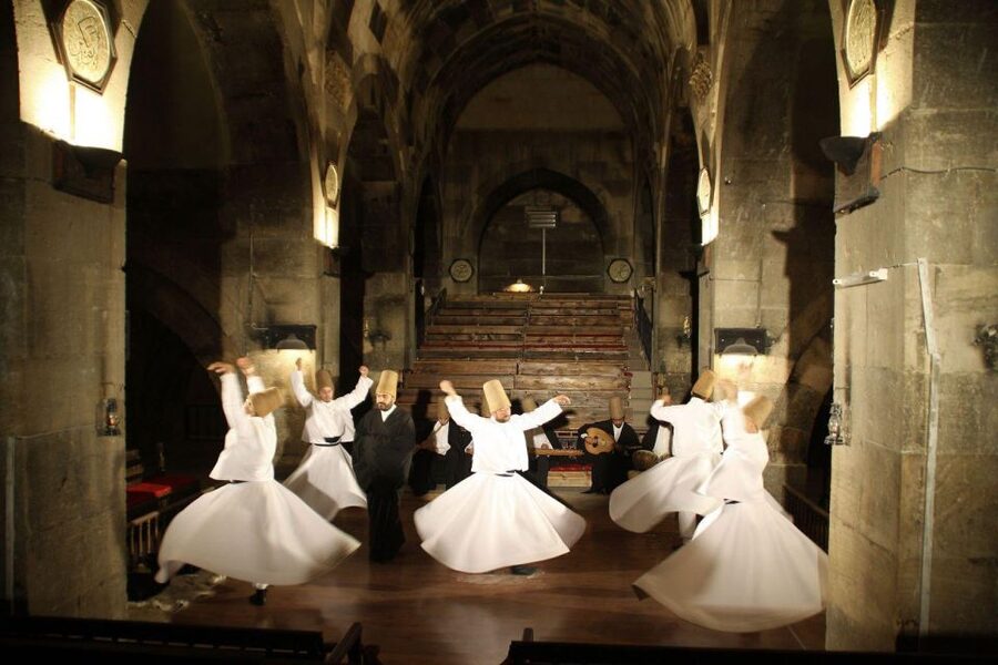 Cappadocia: Live Dervishes Ceremony with Transfer - The first moments: a calm start and traditional sherbet